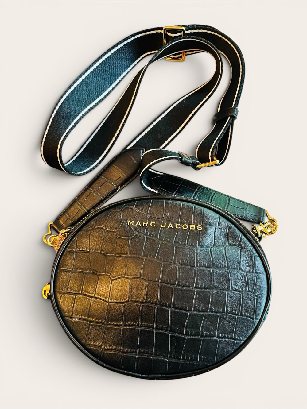 Marc Jacobs Black Rewind Croc-Embossed Oval Crossbody Bag w/Gold Hardware (EUC) - Picture 3 of 14